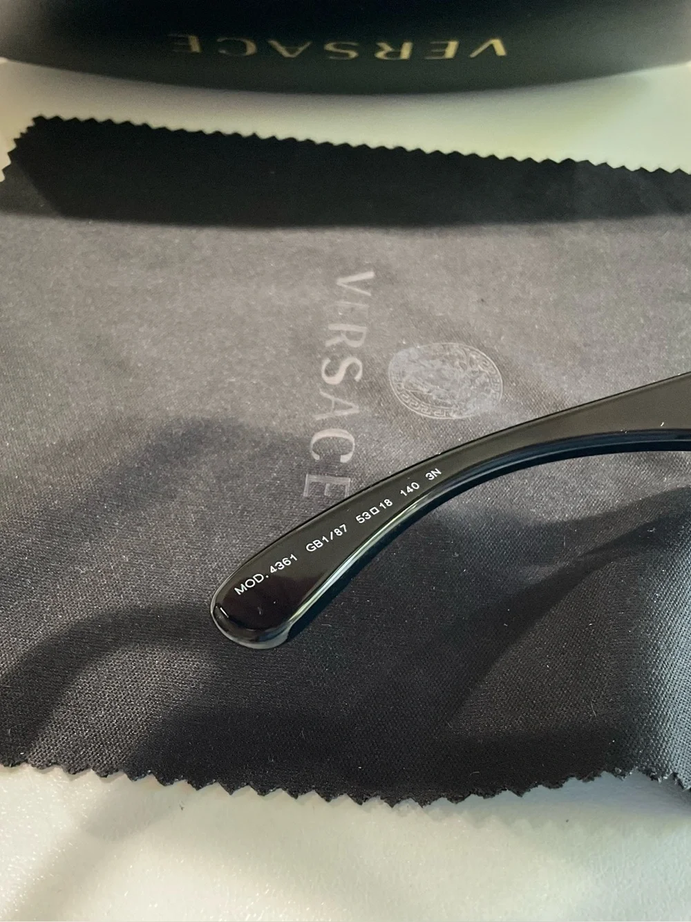 🍏🍏 Versace Authentic Sunglasses, 53x18 140 3N